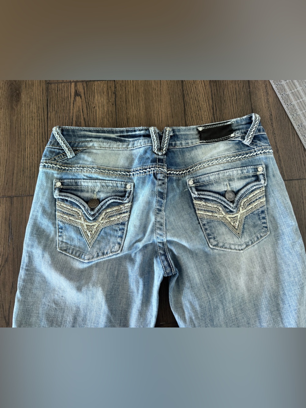 Vigoss Light Blue Distressed capri Jeans